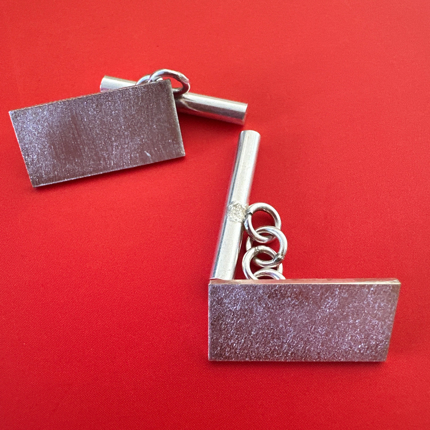 Silver square cufflinks (1 x 2 cm)