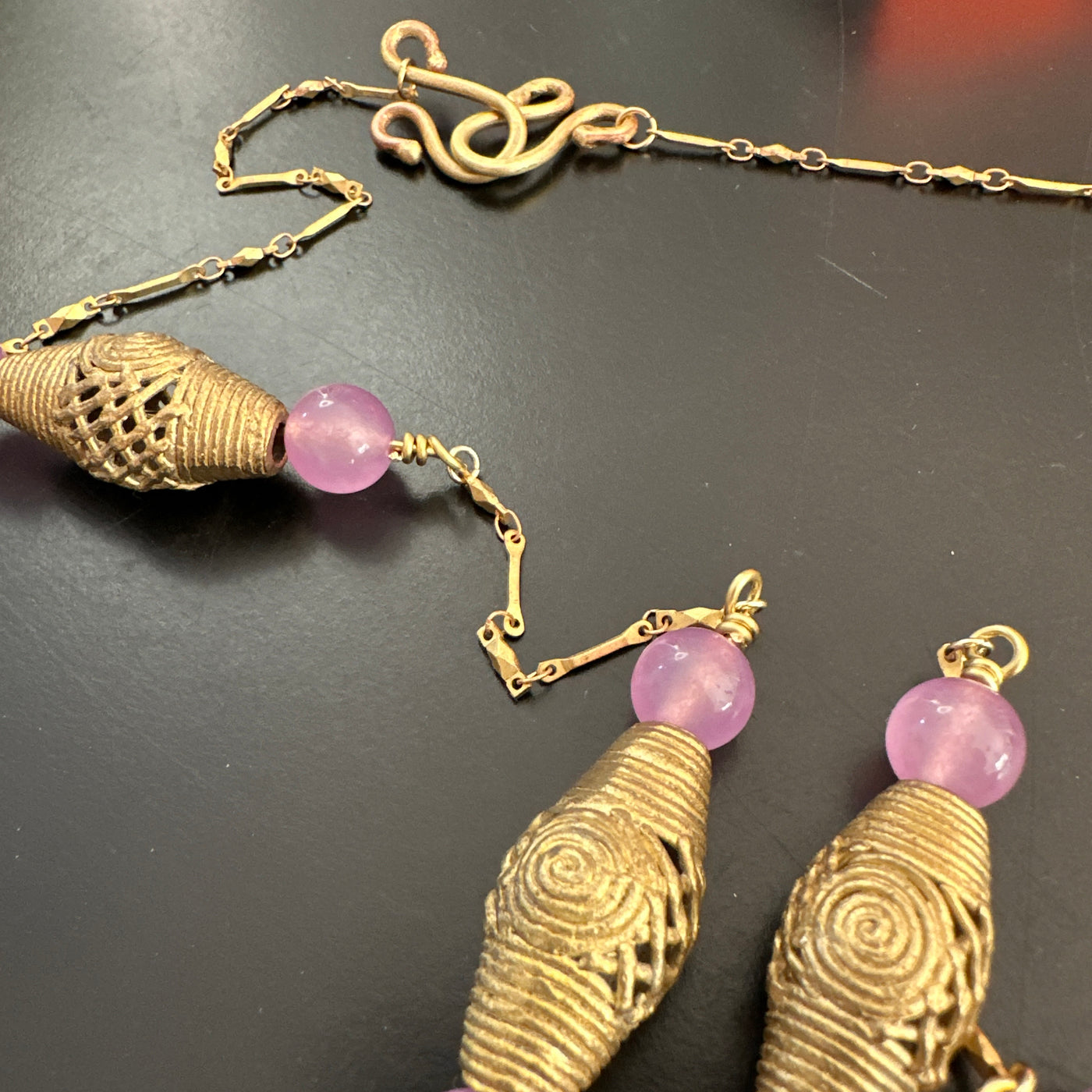 Brass elements and amethysts long necklace