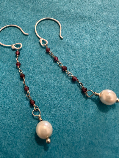 Silver, purple beads and pearls earrings