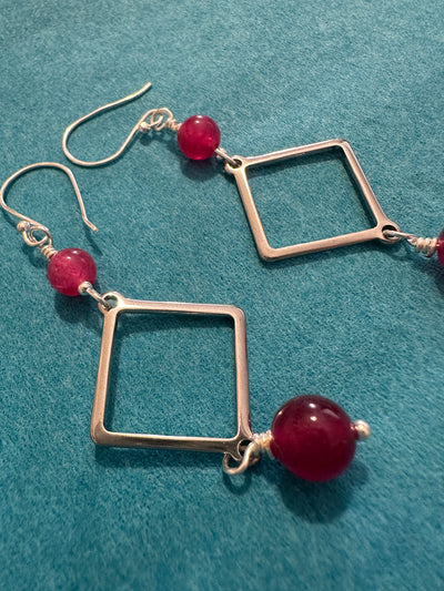 Pink jade earrings with square steel elements and silver