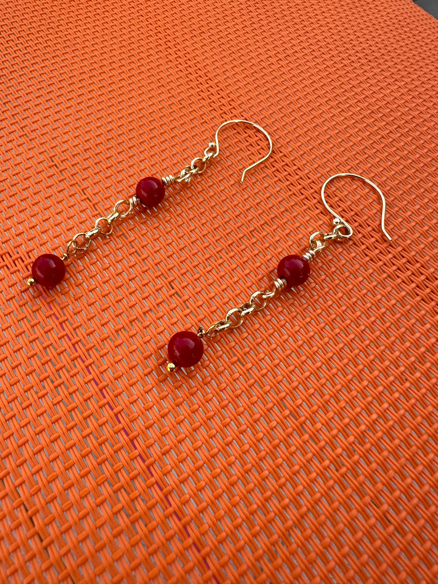 Mallorca coral red Sardinia pearls with brass chain