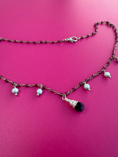 Necklace with silver and small amethyst chain, with amethyst briolette and freshwater light blue pearls