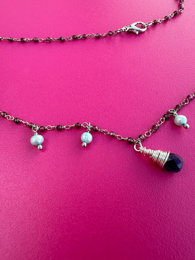 Necklace with silver and small amethyst chain, with amethyst briolette and freshwater light blue pearls