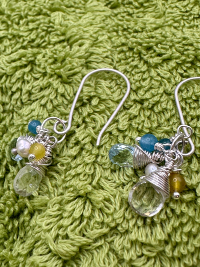 Dangling earrings with quartz briolette, pearls and yellow and blue beads