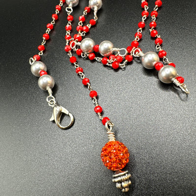 Collier foulard en argent 925 avec perles rouges et perles gris clair