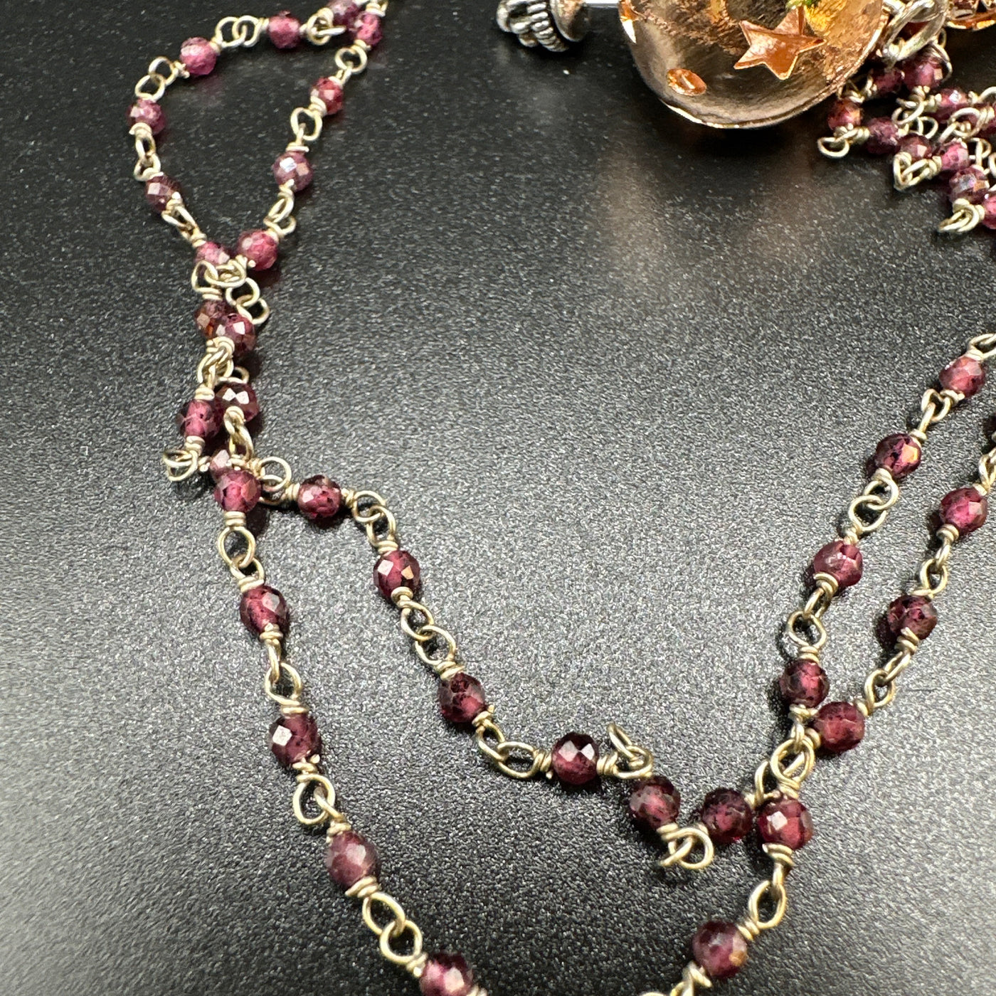 Scarf long necklace silver 925 with violet beads and sparkling traphorated spheres pendant