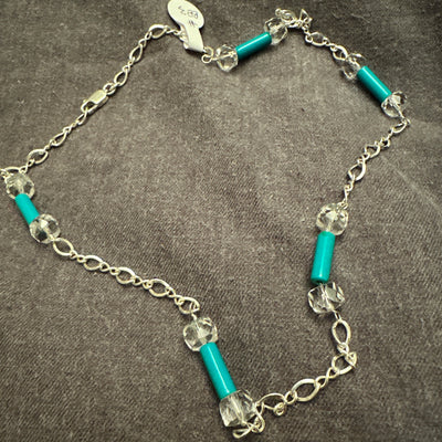 Tourquoise tubes and rock crystal silver necklace.<span>&nbsp;</span>