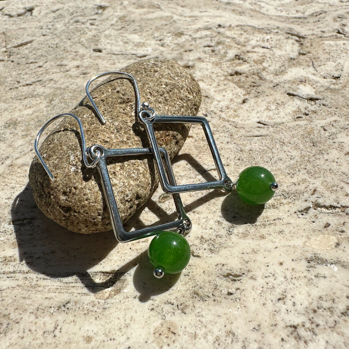 Green giada earrings with square steel elements