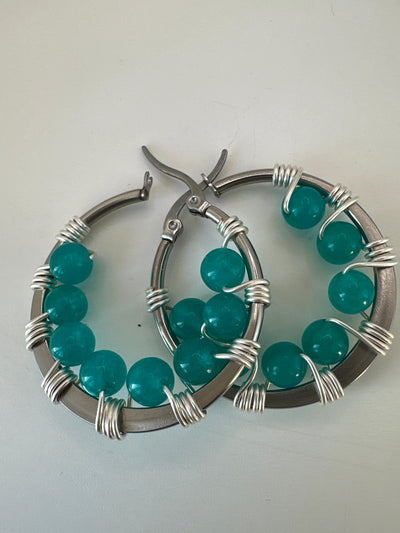 Turquoise giade earrings on round plate steel circle 