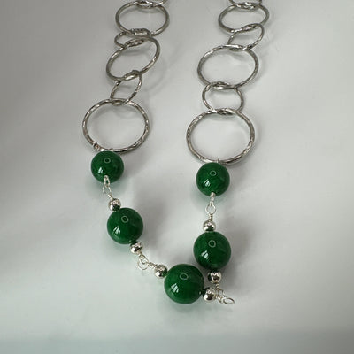 Round brass elements and imitation of birman jada pearls 14 mm necklace