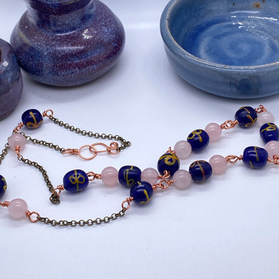 Long necklace with rose quartz and Hand inlaid/Wound Java glass
