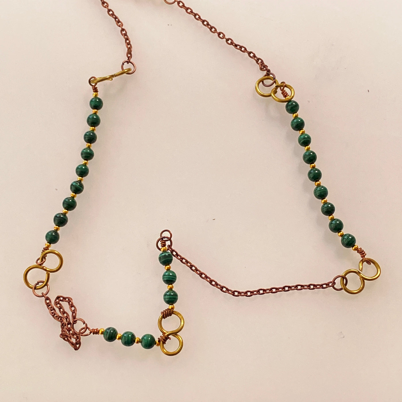 Malachite and copper necklace in Lines Collection.