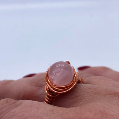 Wrapped rose quartz ring size W.
