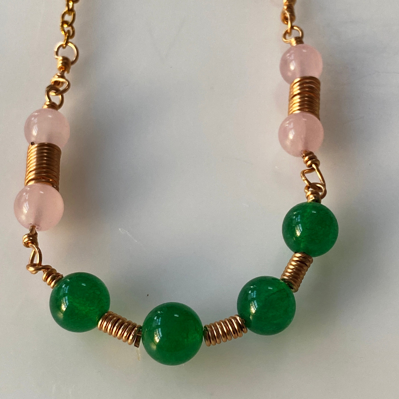 Necklace, Green calchedony, rose quartz and wire chain