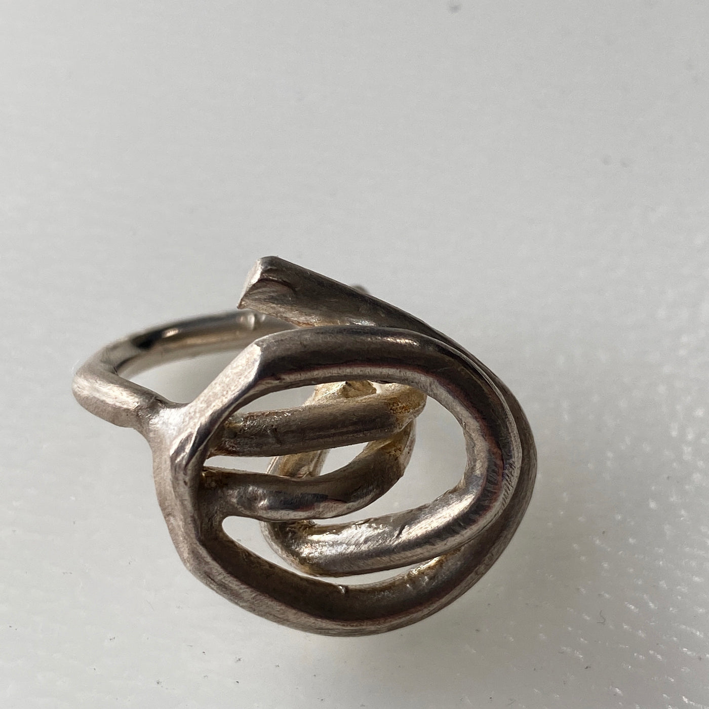 Silver nest ring size 4 (47)