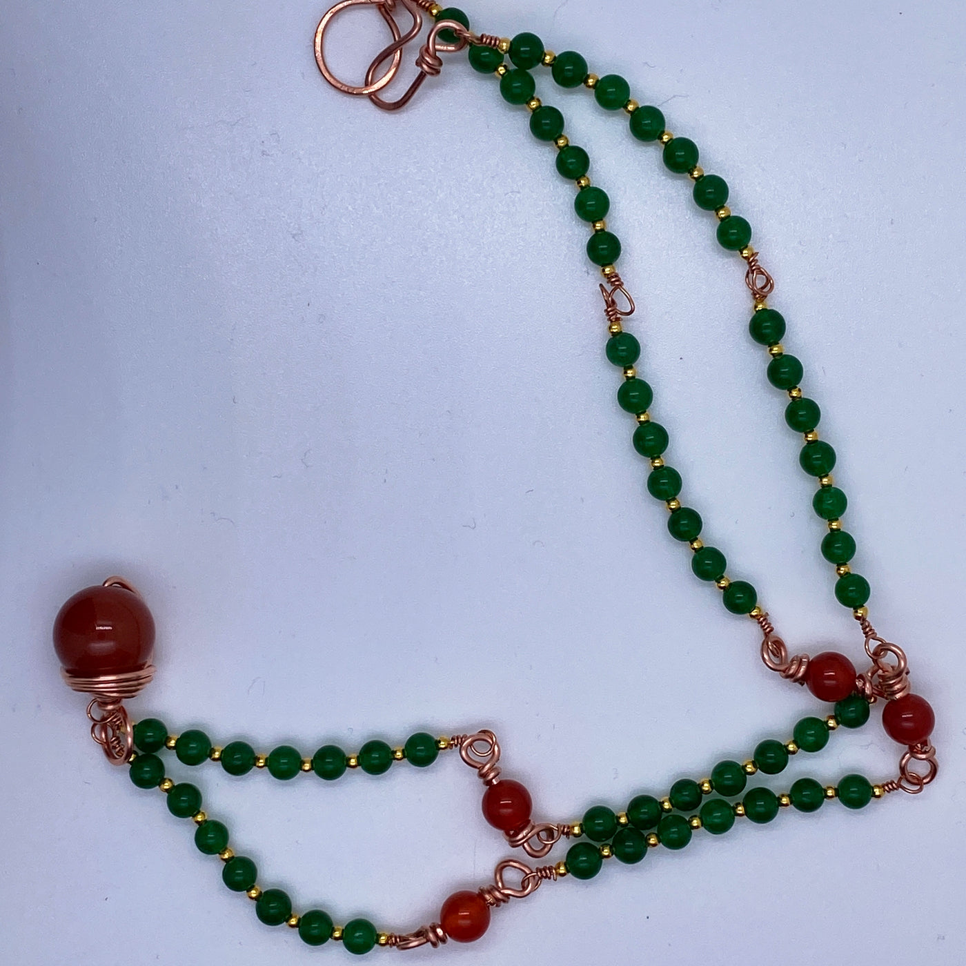Green calchedony small pearls and red agate big ones for copper necklace