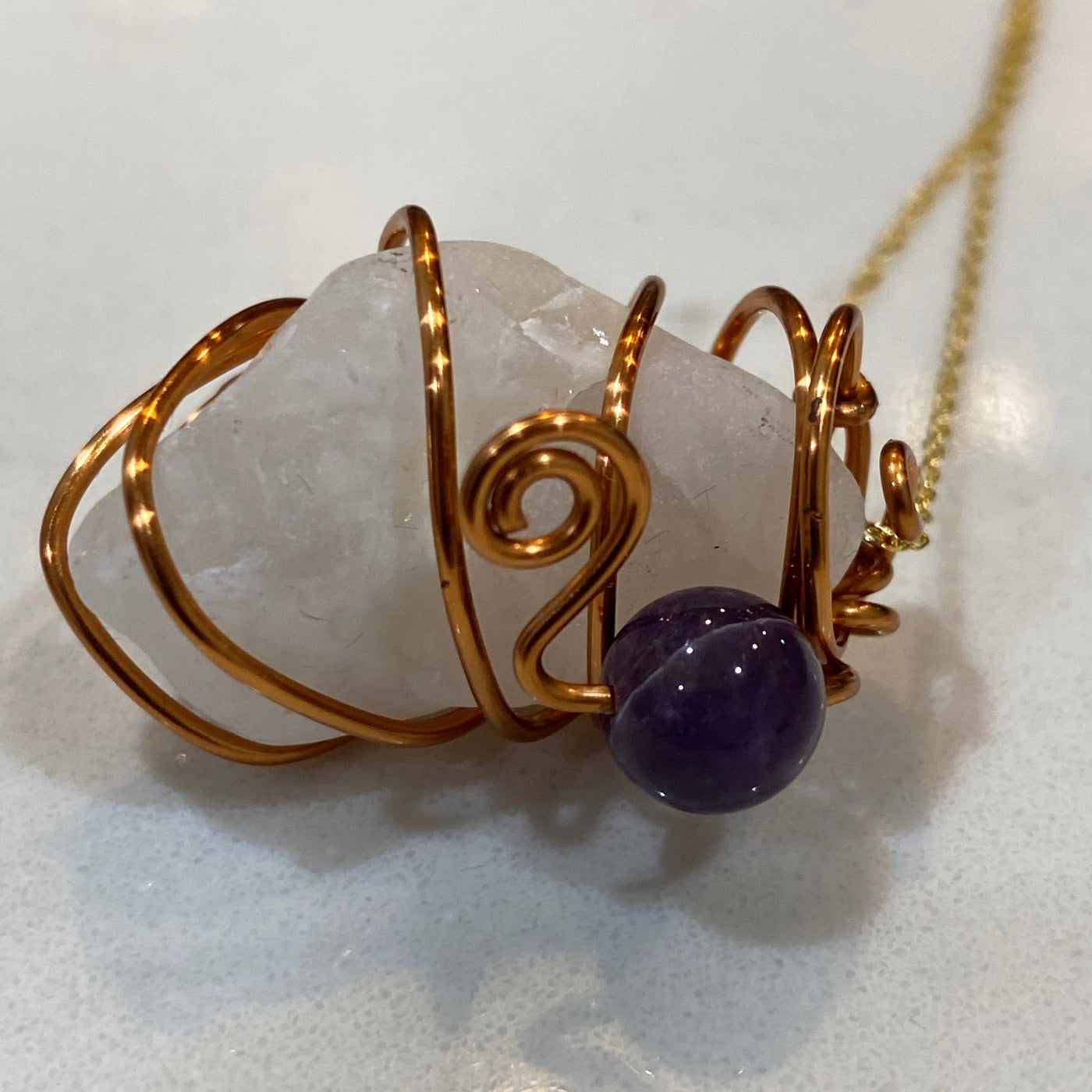 White natural stone, amethist and wire small pendant.
