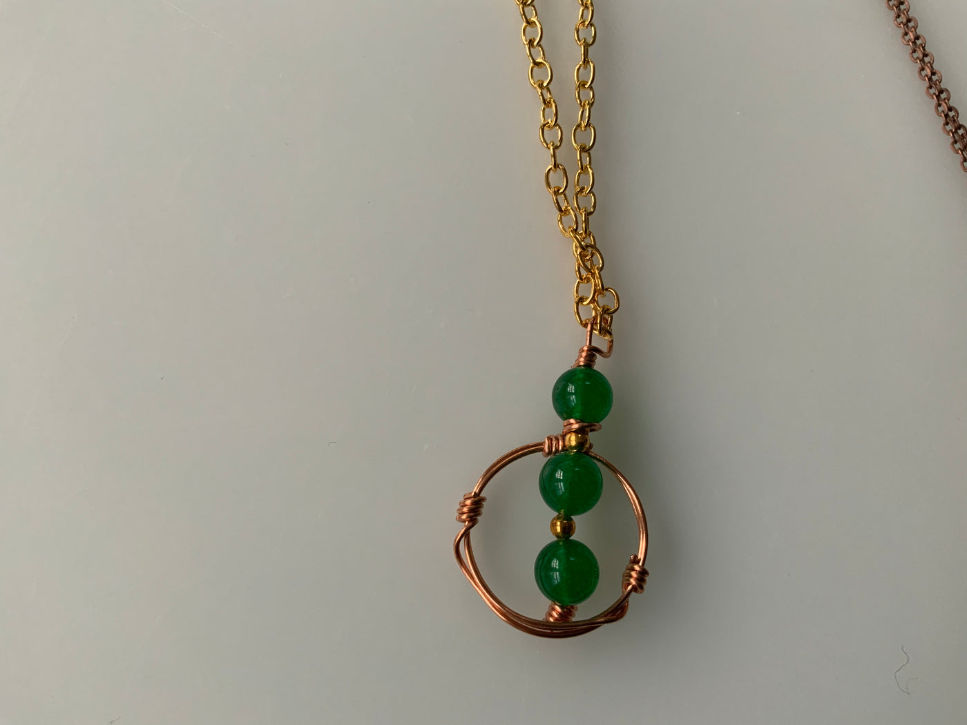 Green calchedony , wire and chain pendant