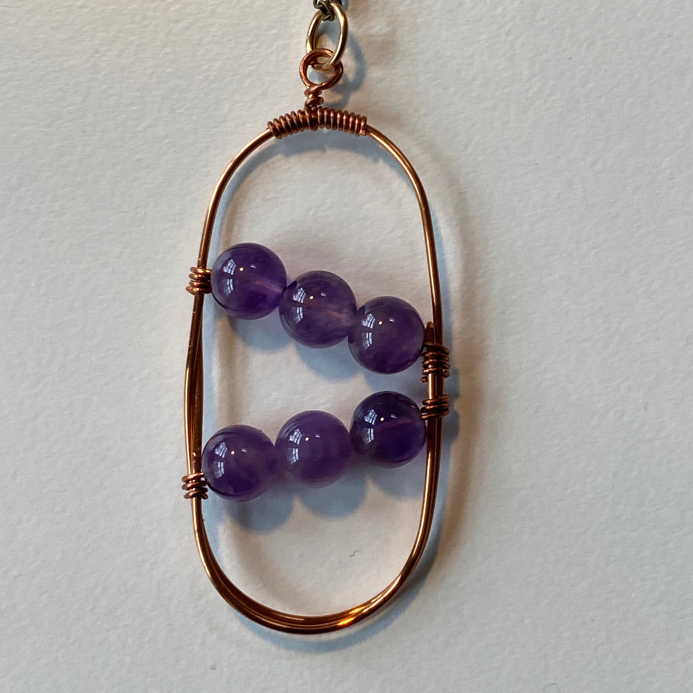 Amethysts on wire pendant. Lines Collection for Solo Uno Jewels