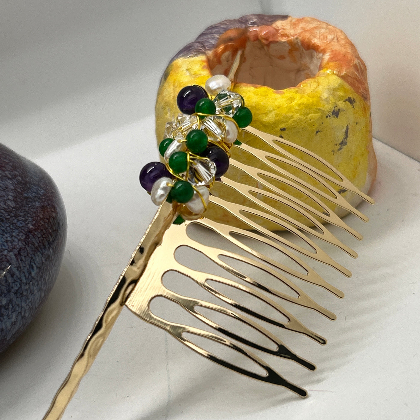 Haircomb 11- Green calchedony, amethysts, swaroski, pearls  and golden wire for this hair combs simple tuck ten teeth metal combs gold color