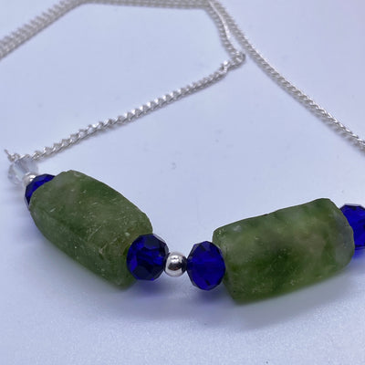 Green glass and crystal blue rondelles necklace