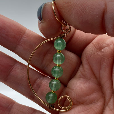 Aventurine and wire earrings.