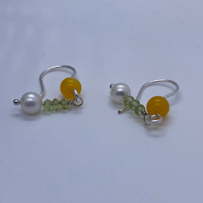 Pearls, peridot, yellow agate and silver earrings