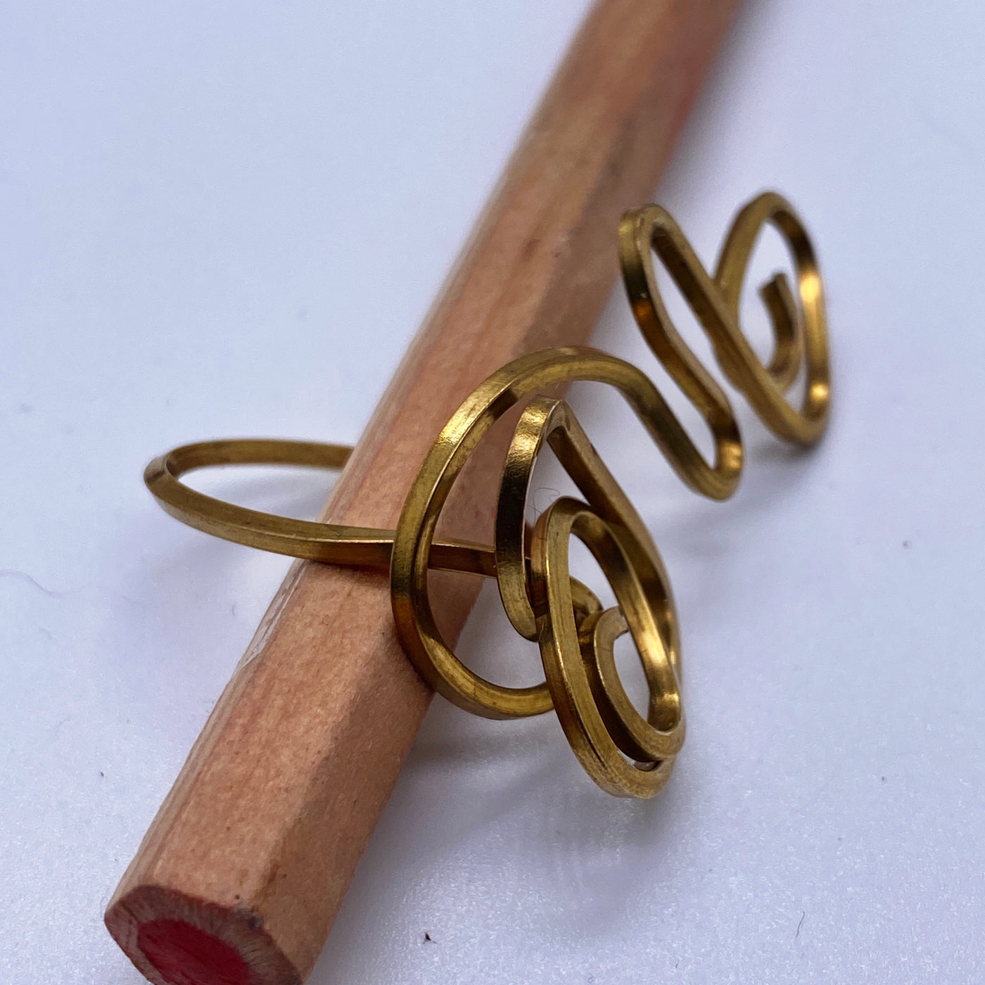 Sculpture brass ring n.3 Size T