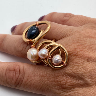 Freshwater bicolor pearls ring