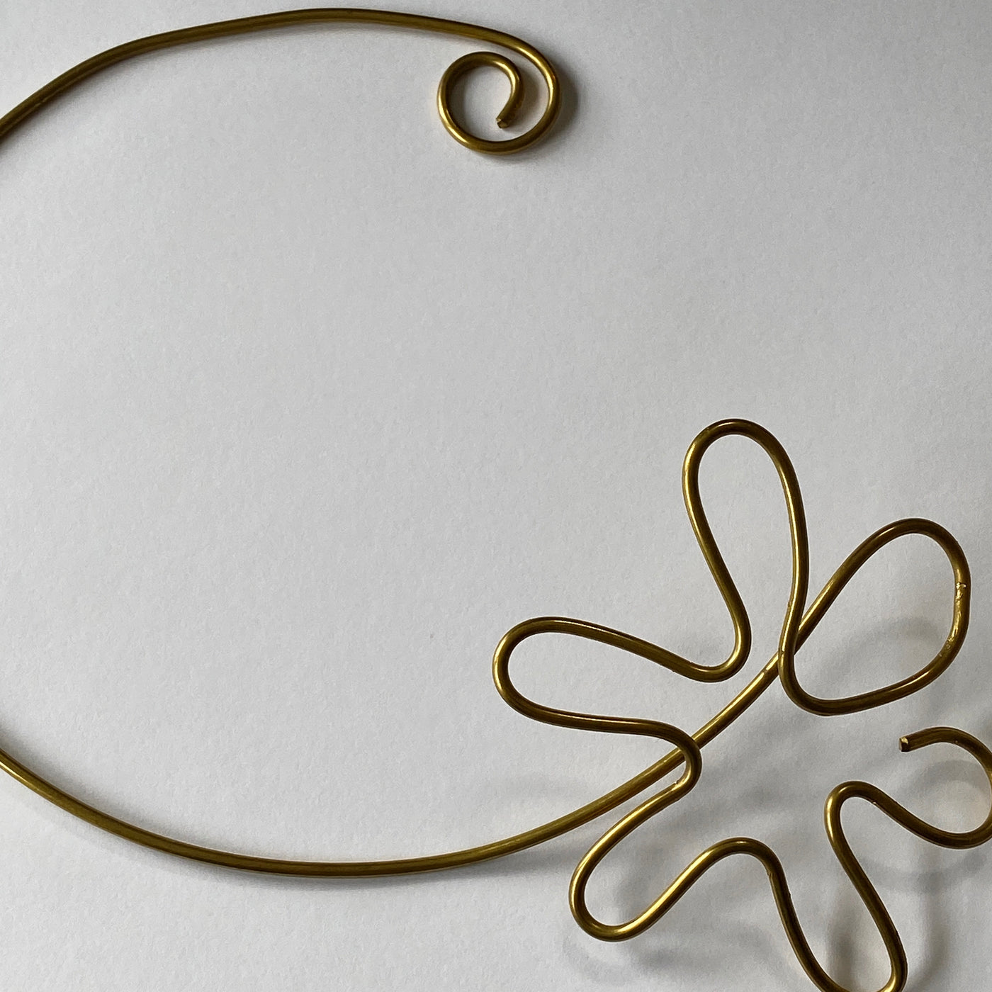 Brass rigid flower necklace